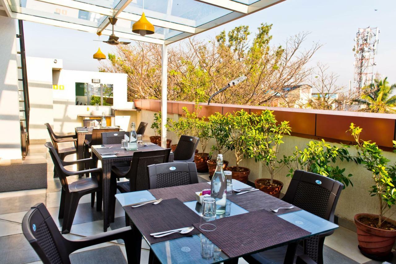 X By Bloom L Indiranagar Hotel Bangalore Exterior photo