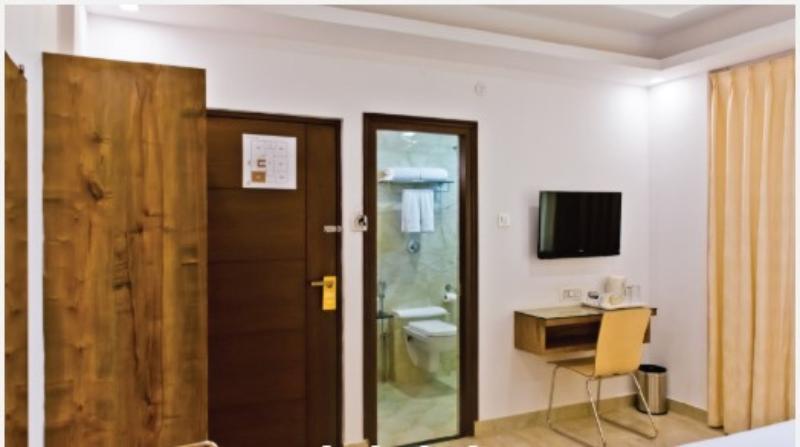 X By Bloom L Indiranagar Hotel Bangalore Exterior photo